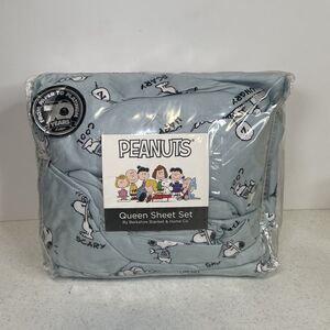 Peanuts Berkshire Snoopy Woodstock 4 Piece Grey Queen Sheet Set 70 years